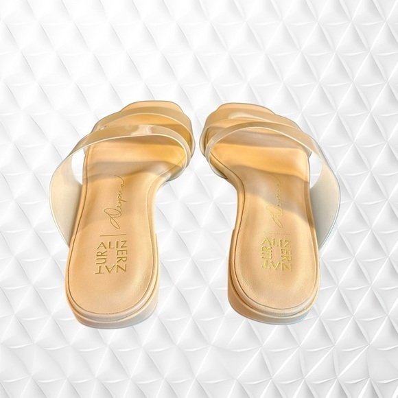 NWT Naturalizer ‘Illuminate’ Slide Sandal in “Shade 3 Light” Size 7 Wide Width - Picture 10 of 16